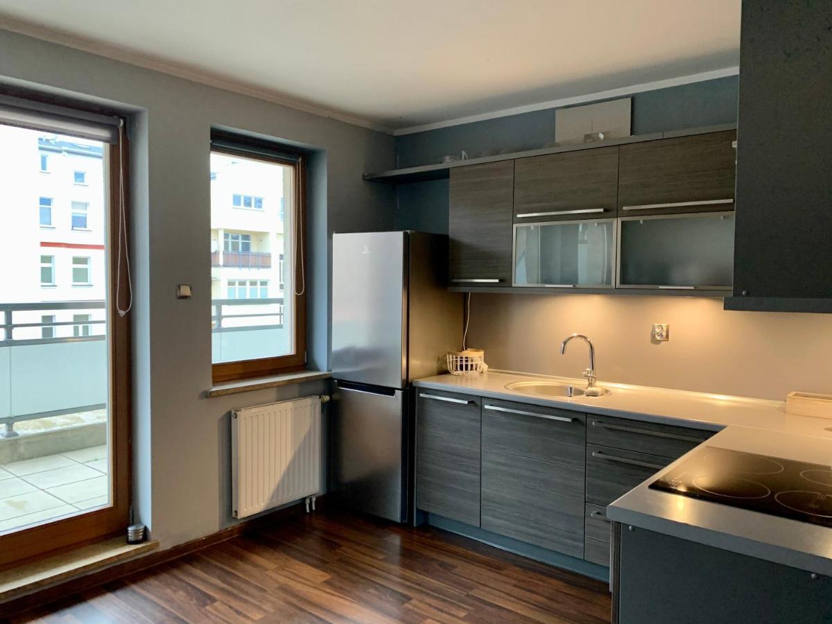 Uroczy Apartament W Centrum Miasta Szczecin Exterior photo